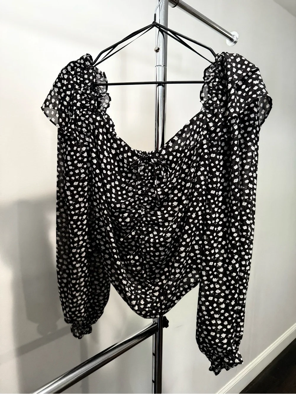 Astr Black Floral Smocked Long-Sleeve Blouse